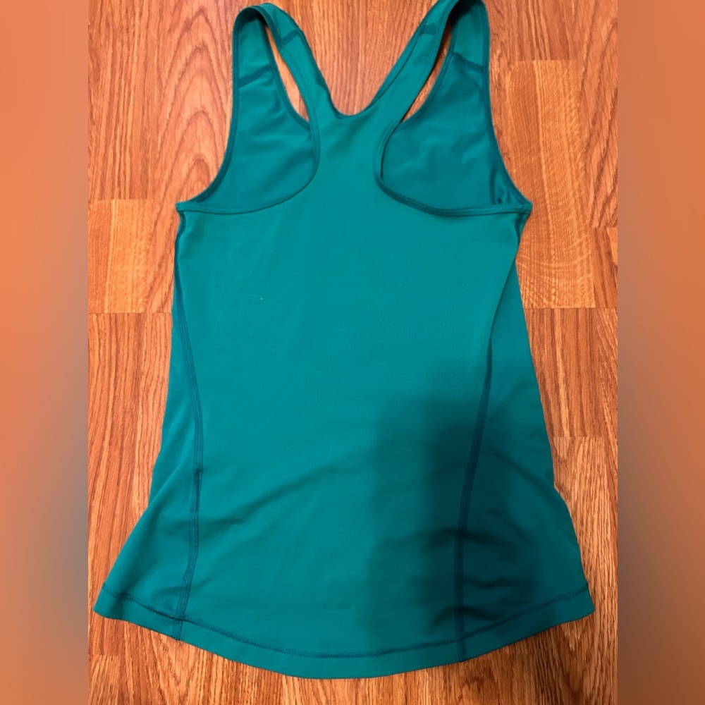 Nike Tank Top - Picture 3 of 3